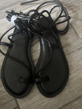 New Women's Black Lace-Up Sandals
